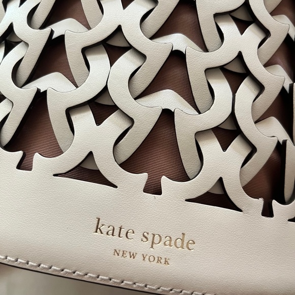 NWT Kate Spade Dorie Bucket Bag - Optic White - Picture 4 of 8